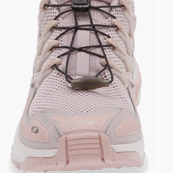 Salomon Women's Sneakers in Light Pink and Cream - Picture 2 of 12